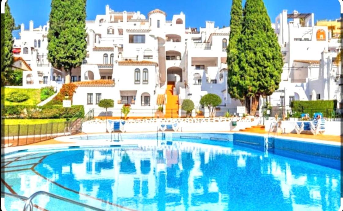 Ferienwohnung Apartamento Pueblo Evita Benalmádena Exterior foto