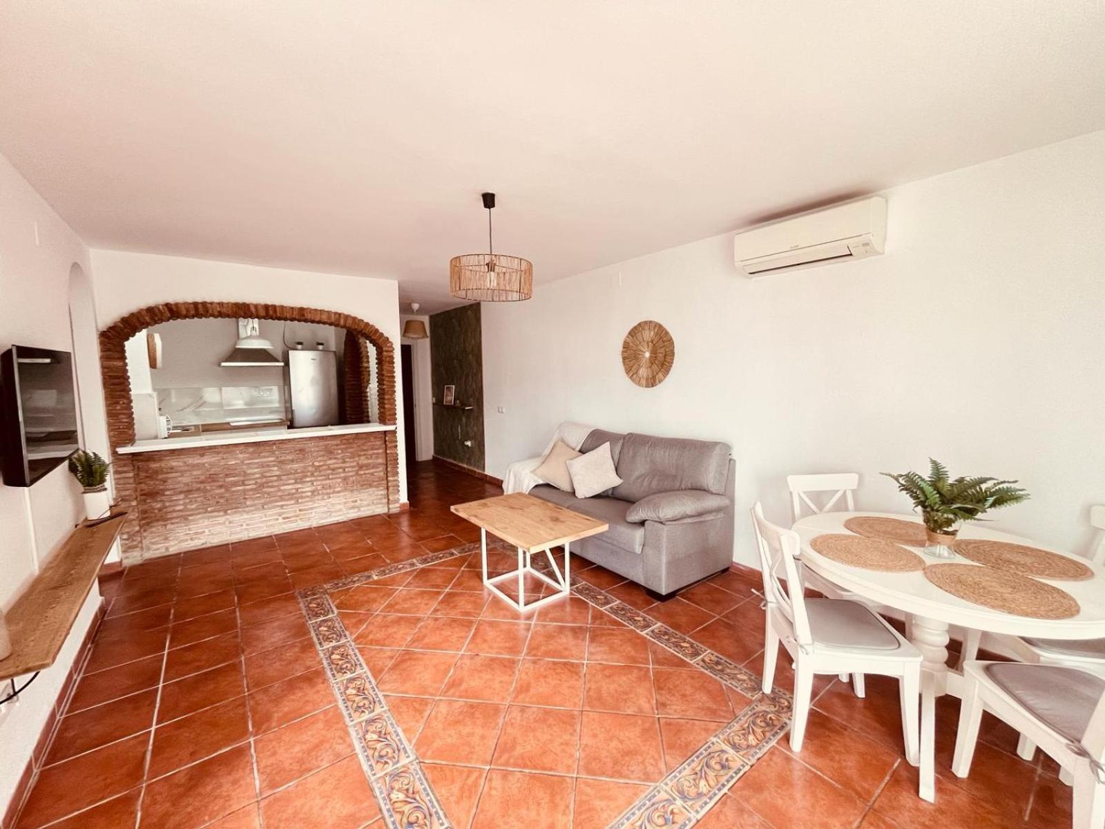 Ferienwohnung Apartamento Pueblo Evita Benalmádena Exterior foto